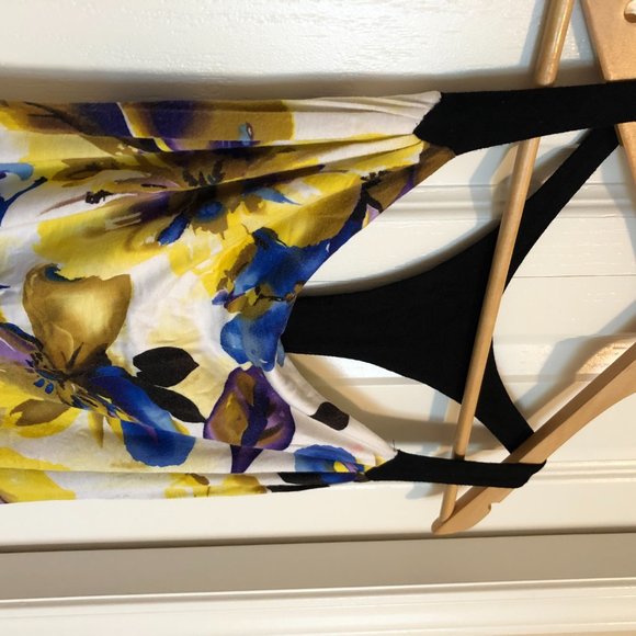 Floral Tank - Picture 2 of 3